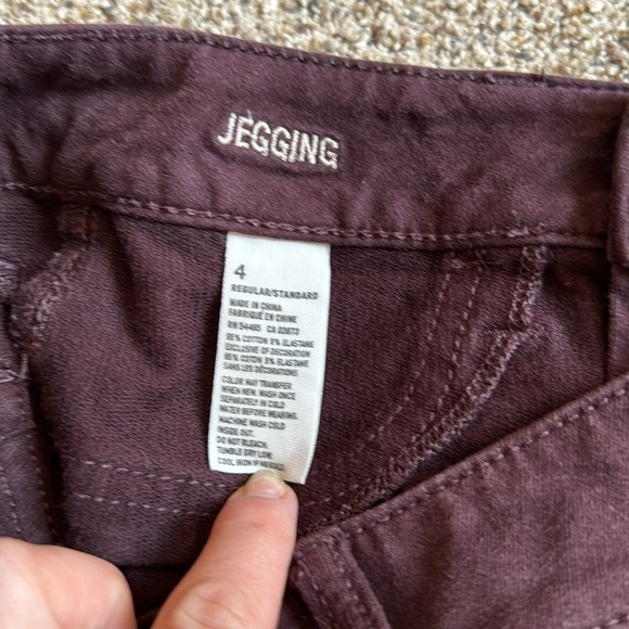American Eagle Maroon Jeggings Size 4 Regular - Picture 4 of 6